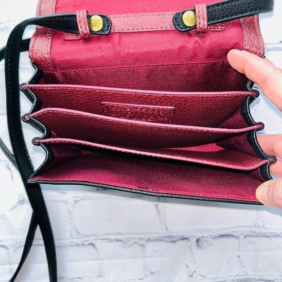 Nwot Women’s GH Bass Company Leather Crossbody Purse - Picture 3 of 8